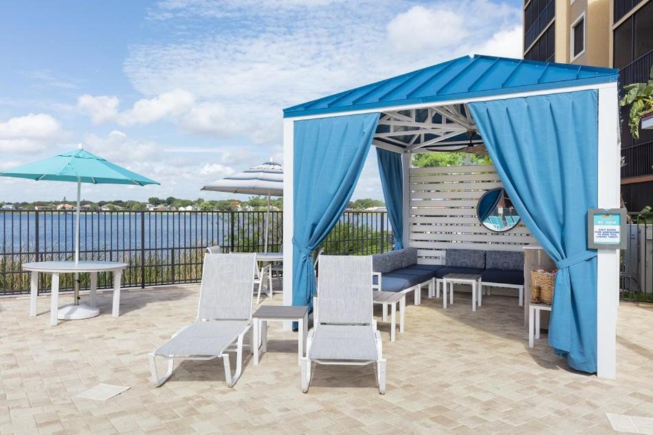 Stunning Condo Near Universal Studios Williamsburg Luaran gambar